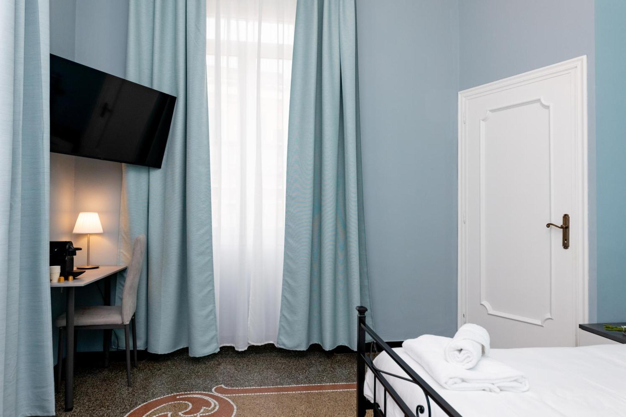 Galia Rooms It Self Check In H24 Genoa Exterior photo